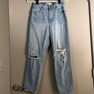 Abercrombie mom jeans